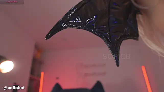 Sofi_sc - GEMINI ON NIPPLES!!