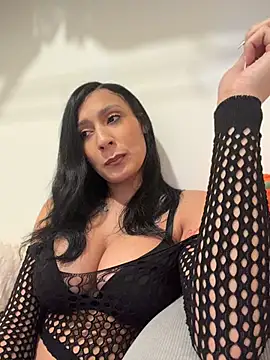 FerrariFrench - 50 nude Squats (help me tone up)