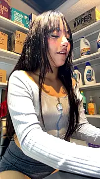 MayyBonita - OIL BOOBS + SHOW ASS HIDDEN