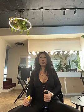 BeckyShineX - Make Me Feel Like a Queen👑
