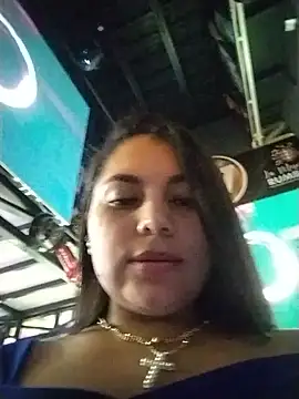 BlueeDiamond - 🍒Show tits🍒