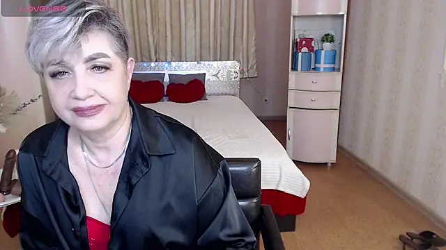Sexy_milffa - 😏SLOW TURN AROUND 😏