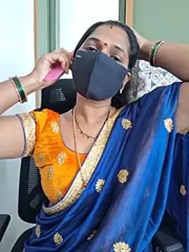 Induhyd - Show boob's in public
