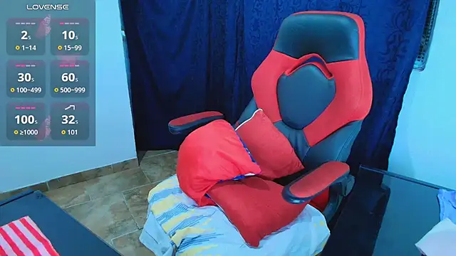 Italyy__boobs - oil tits