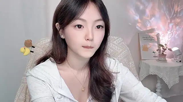 Wenwen8888 - 抓紧你的手走过我的朝朝暮暮