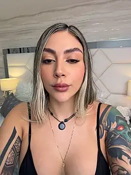 Miacoleman_ - big squirt 💦💦💦