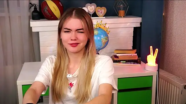 SabrinaFalley - Show my outfit