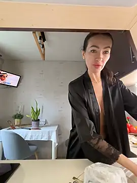 Liza-77 - Show boobs