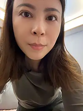 YaoYao8888 - 脱掉内衣直播2分钟