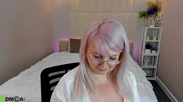 Hella_Fabel