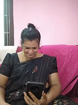 Tamilaruvi