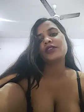 Cute_radhikaa - 200000