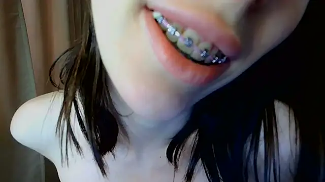 Anika_bloom
