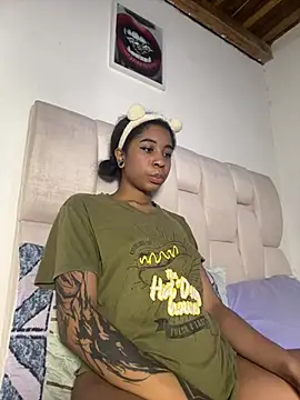 Zaira_Rose_ - dildo in pussy