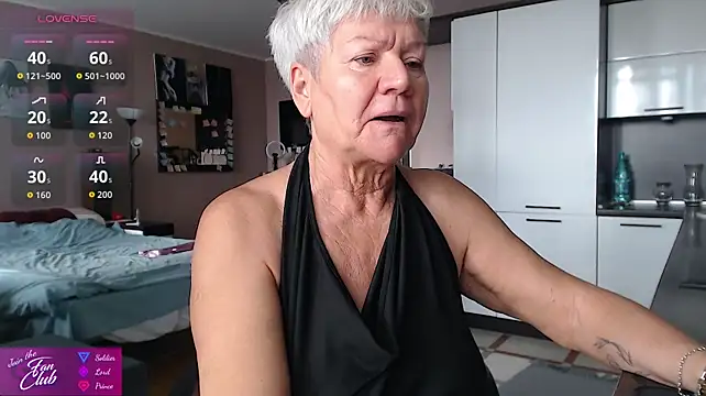 Roxana_brooks - show and caress naked boobs