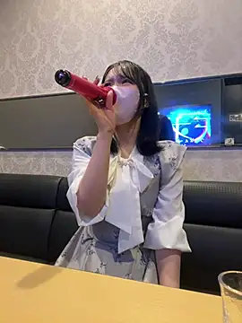 Sakura_o6 - 店員さんいつ来るかドキドキショット注文🫶