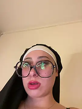 Queenlo_xxx - suce très fort ton gode lolo