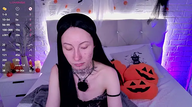 Roxy_morrison_x - tease nips