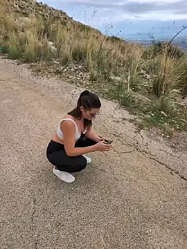 Samira-Summer - He fingers me on public street LT=2 Vid.