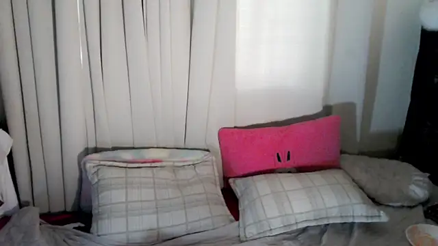 Ivywyn - Fuck my dildo until I cream and squirt