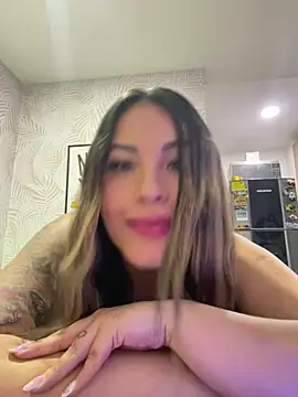 Sexyyykloee - make me horny mmm