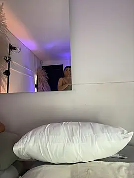 AliceHanz - RIDE TORSO + OIL ON ASS