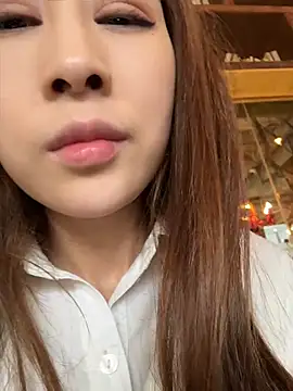 Mmajb - 户外露胸