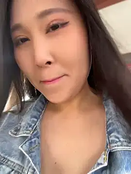 Doreennn - 车上有侄子，带他去剪头发，不能叫