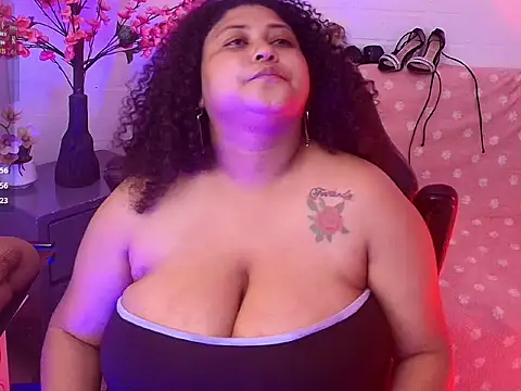 Aylin_boobs - Ride dildo 🤤