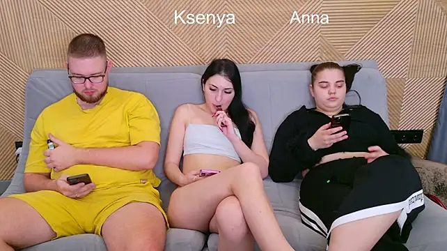Ksenny - threesome sex + creampie