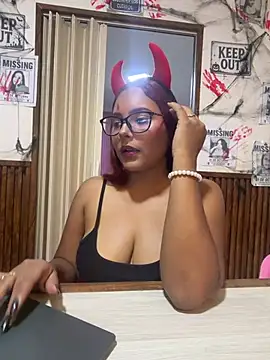 Cherry_rousse - breast massages