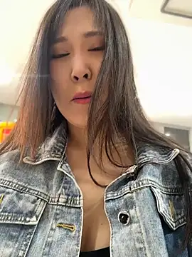 Doreennn - 车上有侄子，带他去剪头发，不能叫