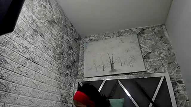 YanetRose - Two fingers up the ass