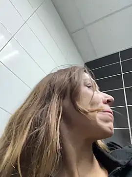 Jucie_Boom - SLOWLY SUCK MY FINGER IN PUBLIC