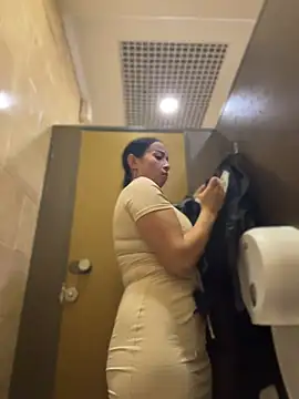 CrazzyChicks - Squirt explode/Last tip-control188s+vide