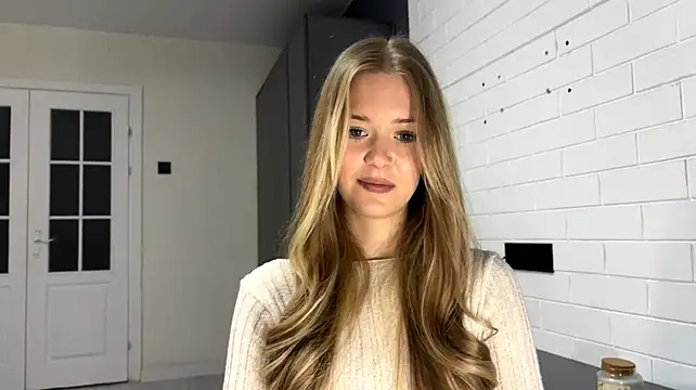 ZaidaSchwarten - Touch breasts under clothes