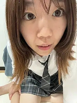 Aisan2507 - お水飲んで♡
