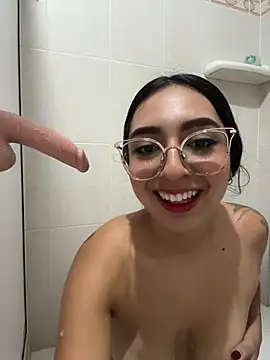 Emmi_miller - Clap ass