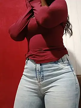 Lupita_sol - Masturbation dildo in pussy