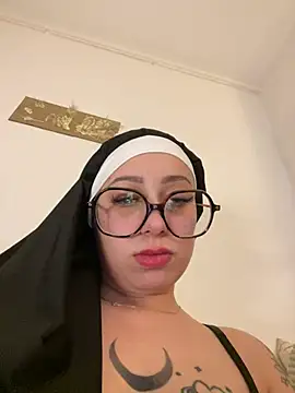 Queenlo_xxx