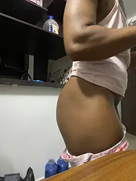 _yisela_ - Juicy pussy