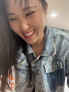 Doreennn - 车上有侄子，带他去剪头发，不能叫