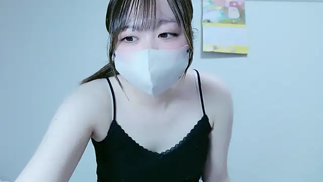 YURApon_s2 - キャミ脱いでブラ見せ♡