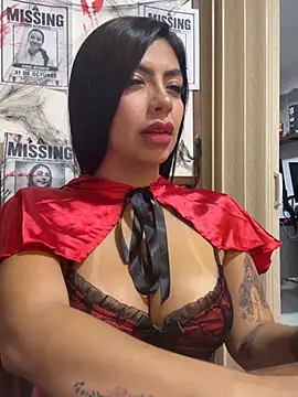 Noa_rousse01 - suck with condensed milk