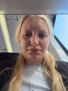 Elfi_InPublic - Spy under skirt+massage pussy in bus
