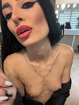 FeetVibe - Make your queen cum