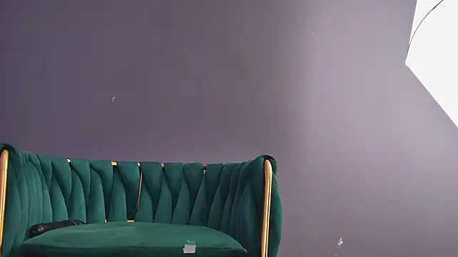 DesiMissy - warm me up and get me ready for you 👀