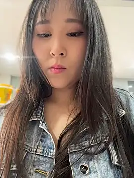 Doreennn - 车上有侄子，带他去剪头发，不能叫