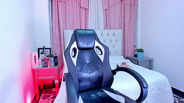 JulietaKane - Bounce Fuck up to Camera