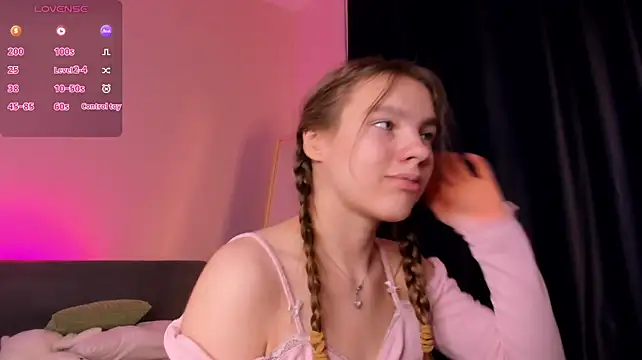St_Ormy - lets take off my top + make me more hot